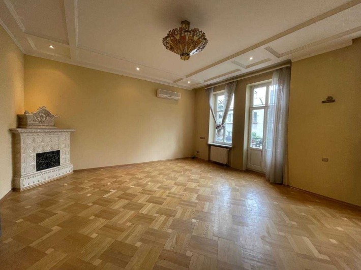 Продаж 6 кім. квартири вул. Глибока - фото 1