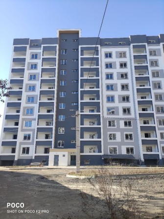 Продам 1к  большую квартиру жк сказка 48м.кв. 17дом, хозяи - фото 1