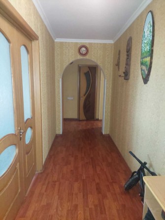 Продам трикімнатну квартиру вул. Марії Примаченко 6 (Васнєцова) - фото 1