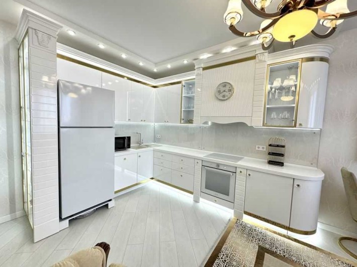 3 комн -80 метров. Ремонт. Мебель. 22/24 эт. жк Альтаир -2 - фото 1
