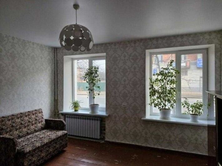 Продам 3 комнатную квартиру рядом с метро Защитников Украины - фото 1