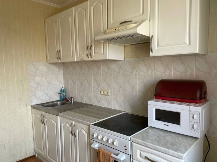 Продаж 3 кім. близько центру; вул Ю. Липи - фото 1