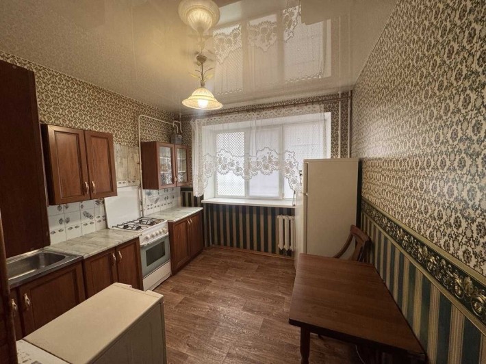 Продам 1 комн., Ген. Петрова, р-н рынка Черемушки - фото 1