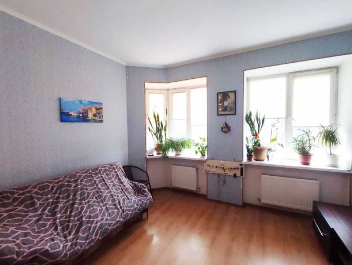 Продам 3-х ком.кв. в доме  с 2-х кон. котлом на  Маршала Говорова - фото 1