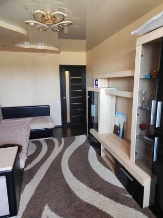 Продам 3к квартиру  по ул. Гв. Широнинцев, 59 м. Студенческая - фото 1