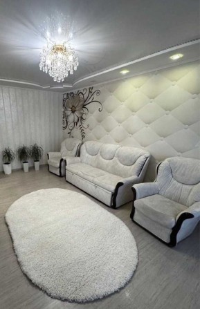 Продам 3к з АГО, ремонтом, меблі+ техніка, по вул. Ак. Корольова, 3/5 - фото 1