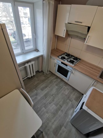 Продаж 2-кімнатної квартири в цегляному будинку - фото 1