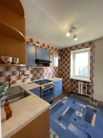 Продам 2к квартиру в кирпичном спецпроекте вблизи ЦЕНТРА - фото 1