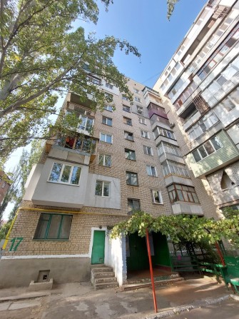 Продажа / обмен 1 комн квартира Лески Бутомы Крылова - фото 1