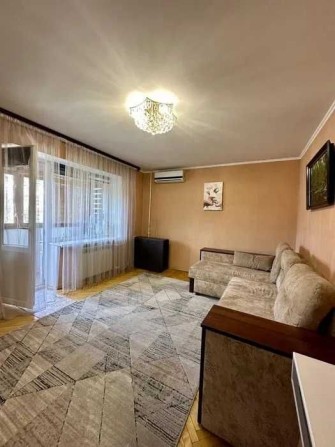 Продам 2 ком квартиру на Холодной Горе. Холодногорская ул., дом 14 - фото 1