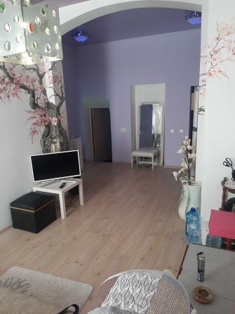 Продам  3 к. квартиру пер. Лопанский - фото 1