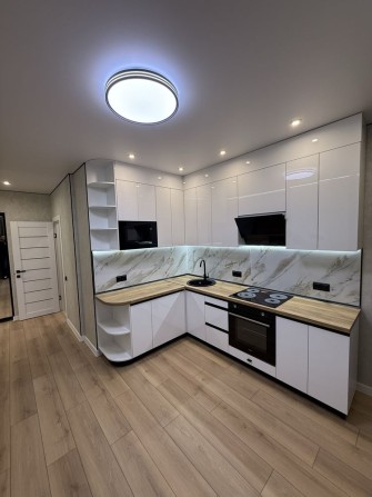 СОБСТВЕННИК Продам 53-Жемчужина 2-Квартира 60м Свежий Ремонт - фото 1