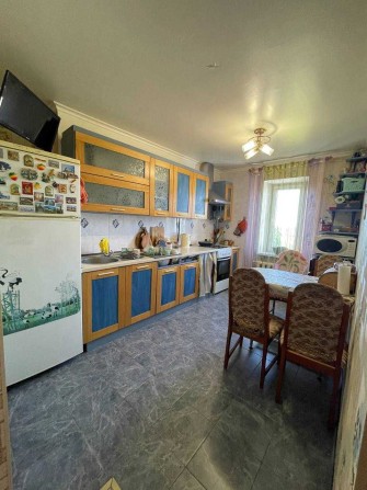 Продам 3-х комнатную квартиру на Черемушках - фото 1