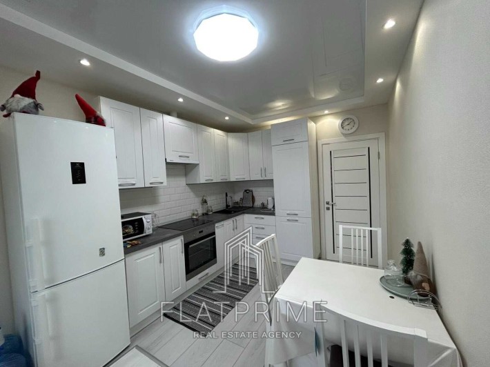 Продаж 2 кімн квартири ЖК Діамант, Бровари, вул. Київська - фото 1