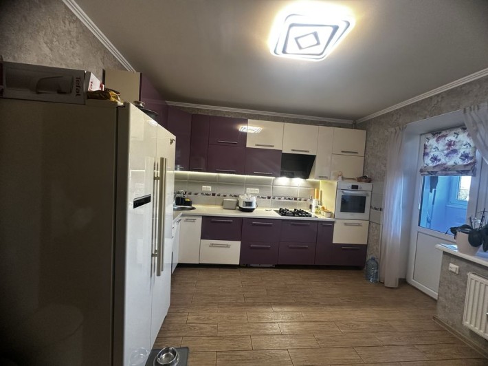 Продам 2 кімн квартиру Бориспіль вул. Шевченко 165 а - фото 1