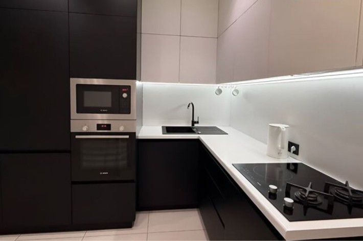 Продам 1к квартиру з ремонтом та балконом. Буча - фото 1
