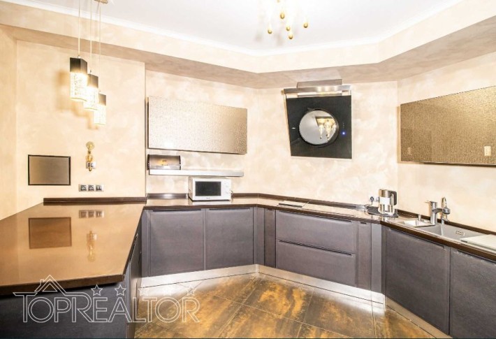 ЖК Свободы 36А! УНИВЕРСИТЕТ! Продам 4 ком квартиру 130 м2 - фото 1