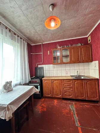 ТЕРМІНОВО продам 1 кімнатну квартиру в ЦЕНТРІ міста - фото 1
