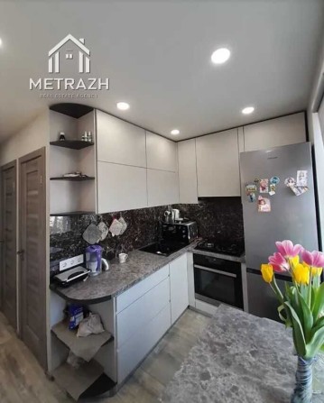Продам 2 к.кв. Гагарина Аерокосмический Левада евроремонт метро - фото 1