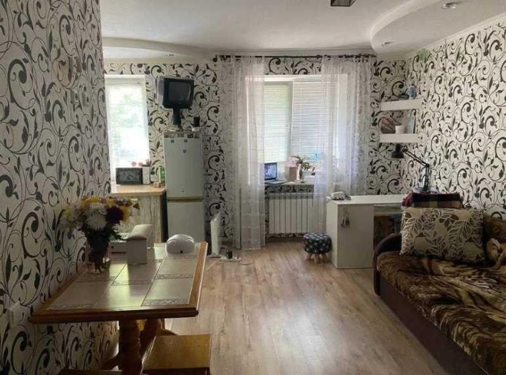Продам 3к квартиру с евроремонтом пер.Пилотов, 7а - фото 1