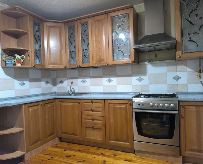Продається простора 3-х кімнатна квартира з автономним опаленням - фото 1