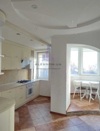 Продається простора 3к квартира в м. Бровари по вул. Т. Шевченка, 4а - фото 1