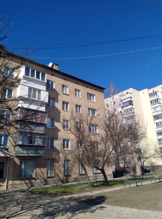 Без%  продам 2-кімнатну квартиру Бровари вул. Марії Лагунової,9 центр - фото 1