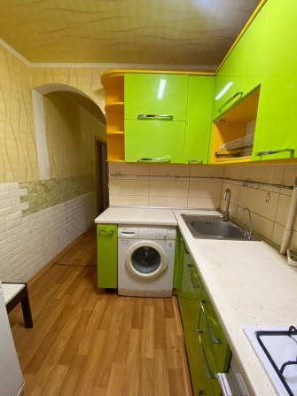 Продам 3 кім квартири біля парку Олександрія - фото 1