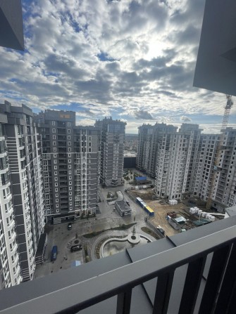 Квартира в Гранд Бурже з Терасою - фото 1
