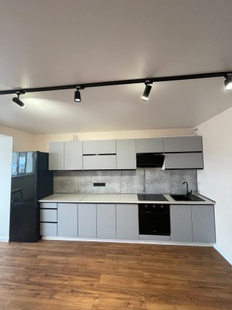 Продам 1 кім квартиру 45м2 по вул. Незалежності 74 - фото 1