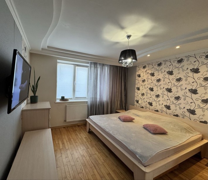 Продаж 2 кімнатної квартири плюс комора - фото 1