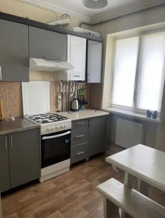 Продається 1 кімнатна квартира. Центр. Індивідуальне опалення. - фото 1