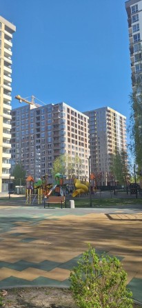 Продажа 2 комнатной квартиры ЖК Крона Парк - фото 1