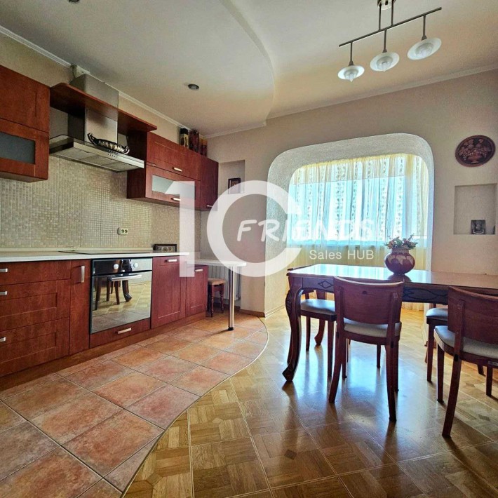 Продаж великої 2к квартири з ремонтом, Незележності 17 - фото 1