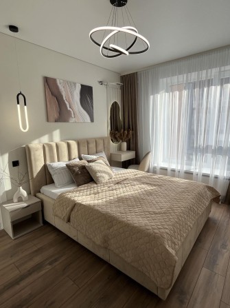 Терміновий продаж 1 кім квартира із сучасним ремонтом - фото 1