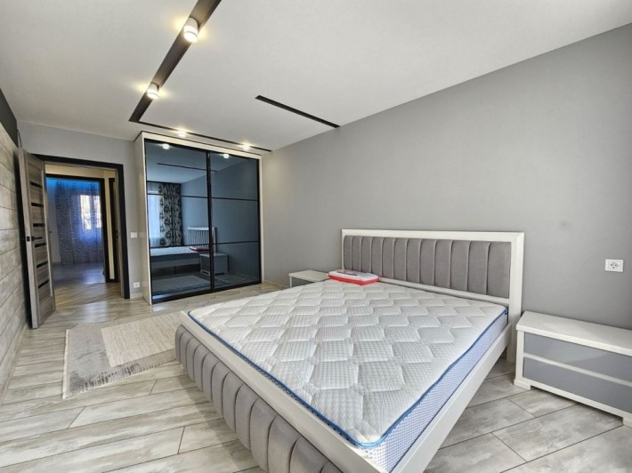 Продаж стильної 3 кімнатної квартири в Центрі - фото 1
