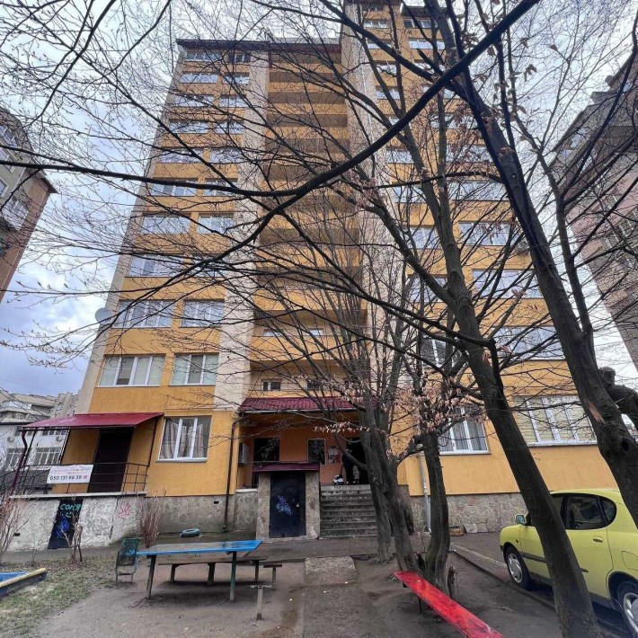 Продається готова до ремонту 2 к.квартира! Центр! Доступна ЦІНА - фото 1