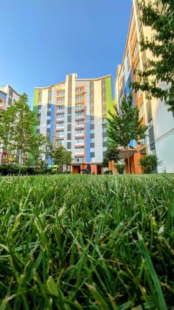 Сертифікат. Продаж євро 3к квартири з якісним ремонтом оформлення 2% - фото 1