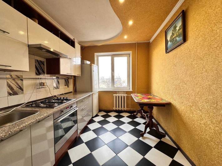 Продаж 3-ної квартири, ДНС. - фото 1