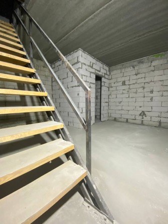 Квартира 50 м2 з газом з власною терасою- 37500 $ Терміновий продаж !! - фото 1