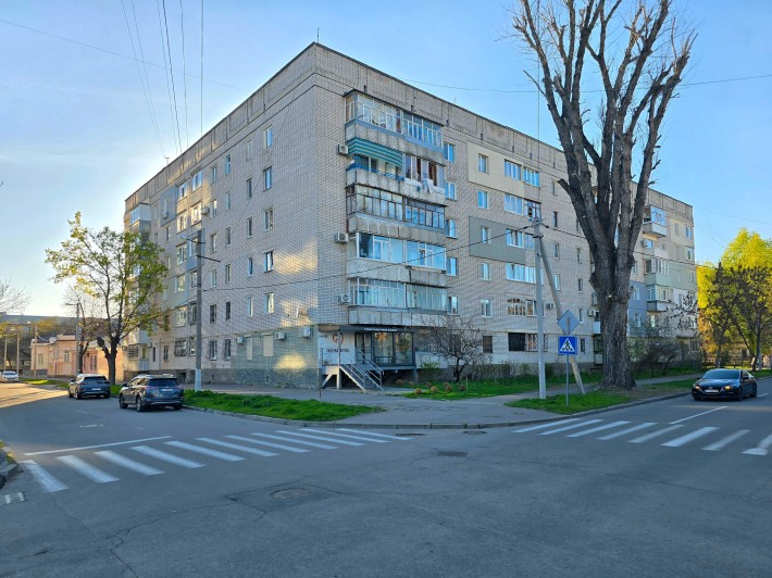 Продаж 2к квартири в самому центрі | вул. Ак.Маслова, 29 - фото 1
