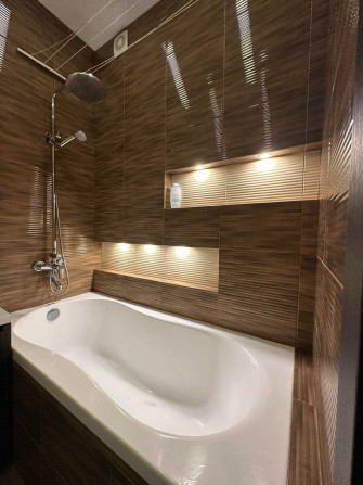 Продам 2к квартиру з ремонтом ЖК "Версаль парк" Комора в подарунок - фото 1