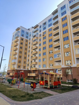 Продам 3 кімнатну квартиру з документами - фото 1