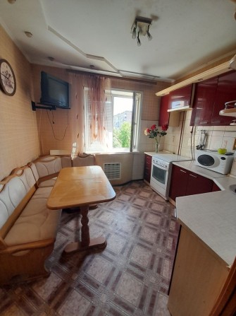 Продам 3х кімнатну чешку/Ф.Караманець/Універмаг/20й квартал/ Ватутіна - фото 1