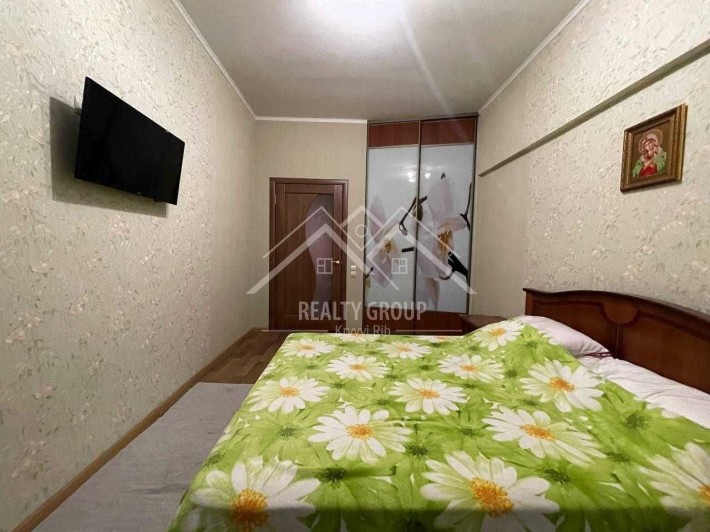 Продаж чудової 2-х кім квартири, сталінка (Рокувата) - фото 1