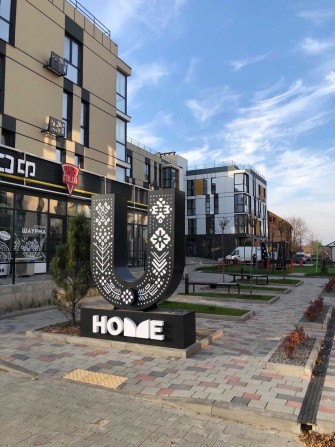 Продам простору 2 км квартиру - фото 1