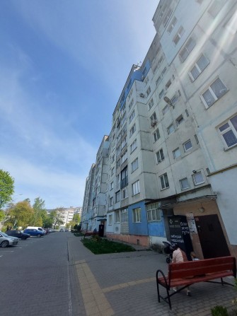 Продам двокімнатну квартиру на вул.Ветеранів - фото 1