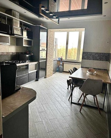 Продаж 3 кімнатну квартиру в Луцьку вулиця Кравчука - фото 1