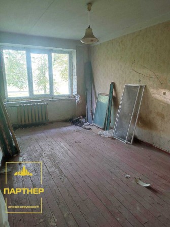 Продам 1-кімнатну  квартиру  у  Кременчуці  під  ремонт - фото 1