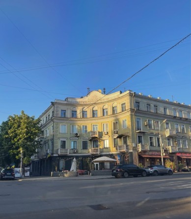 Продам 1-но ком квартиру на проспекте Почтовый - фото 1
